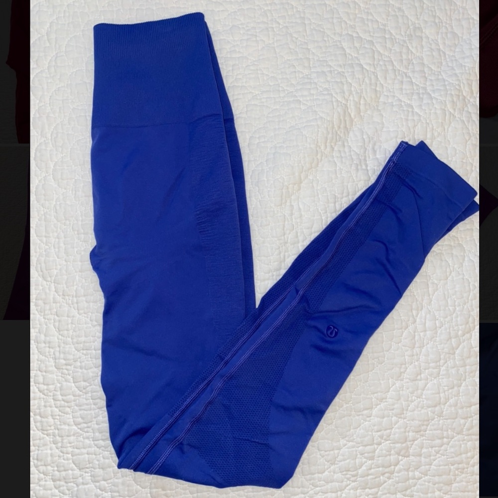 LuluLemon Blue Leggings Size 4